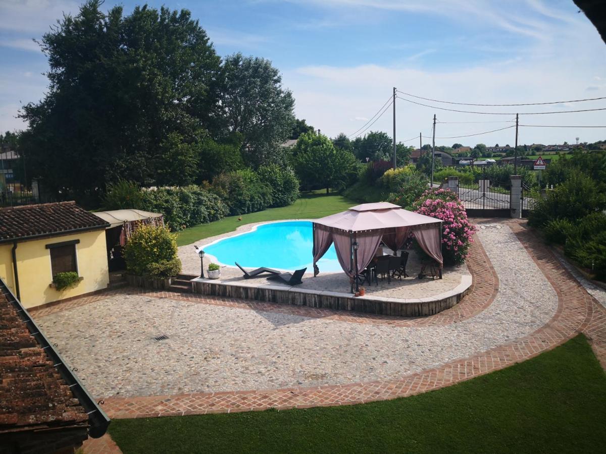 B&B Il Martin Pescatore Bagnolo San Vito Экстерьер фото