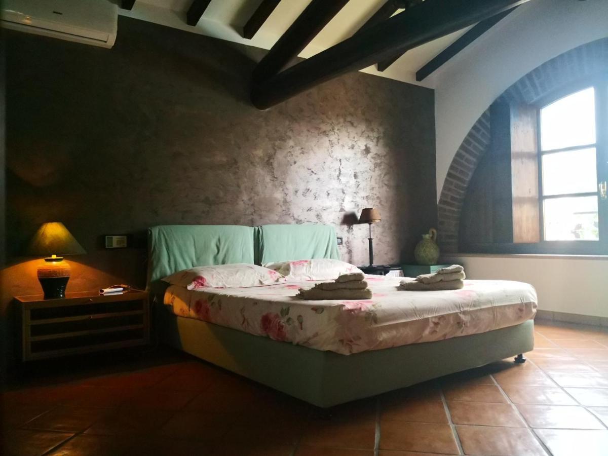 B&B Il Martin Pescatore Bagnolo San Vito Экстерьер фото